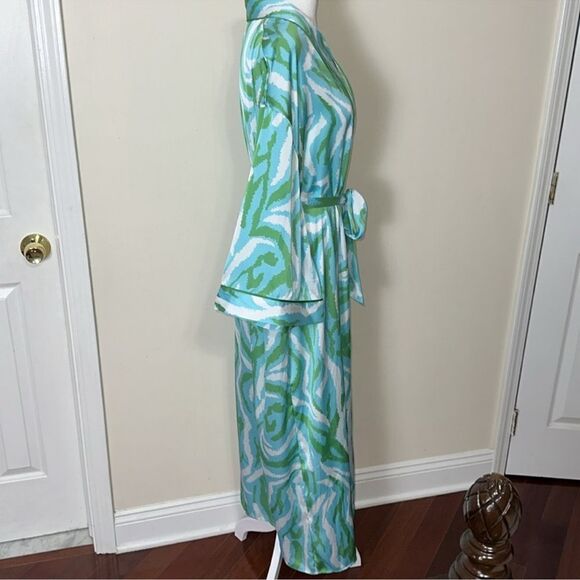 DVF x Target XL Disco Zebra White Blue Green Long Satin Belted Open Front - Picture 10 of 16